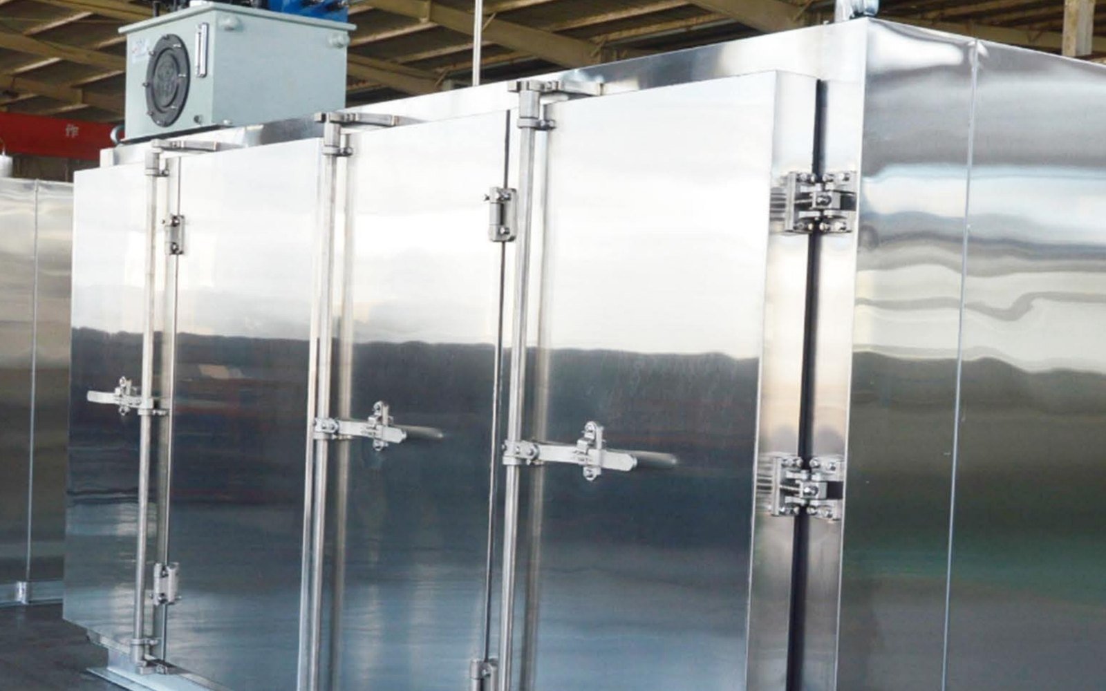 Hygienic process room for prepared food